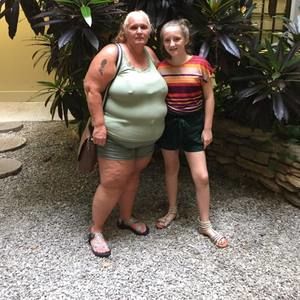 Meet your Posher, Sheila